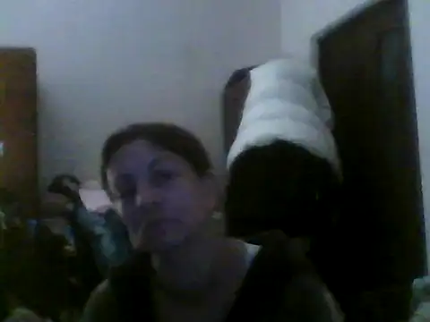 Snapshot of ShawnaAdams chatting on 6, 4, 2026 ShawnaAdams online show from 6, 4, 2026