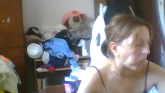 Snapshot of ShawnaAdams chatting on 1, 7, 2026 ShawnaAdams online show from 1, 7, 2026