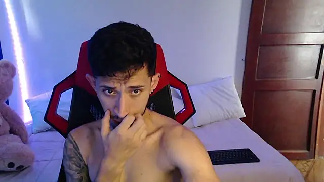 Snapshot of stevenSEX123 chatting on 1, 12, 2024 stevenSEX123 online show from 1, 12, 2024