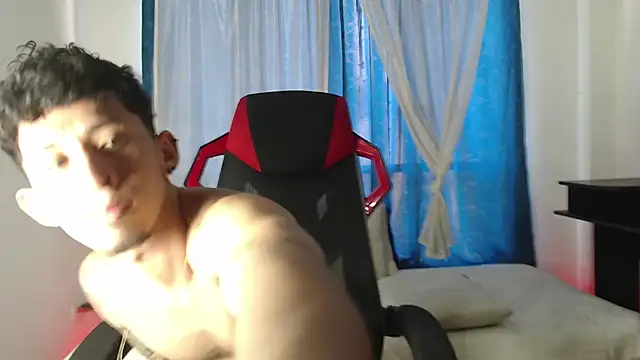 Snapshot of stevenSEX123 chatting on 15, 11, 2025 stevenSEX123 online show from 15, 11, 2025