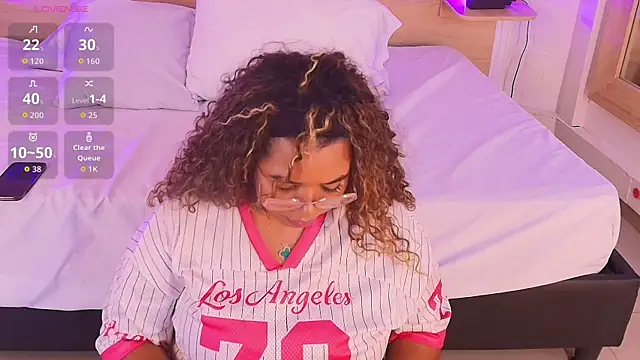  nickypurple  online show from 20, 11, 2025