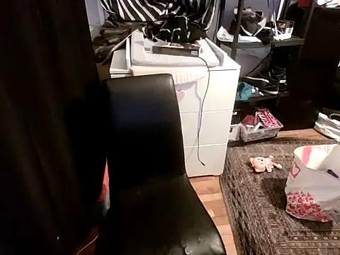 Bebemickey75 online show from 11, 3, 2025