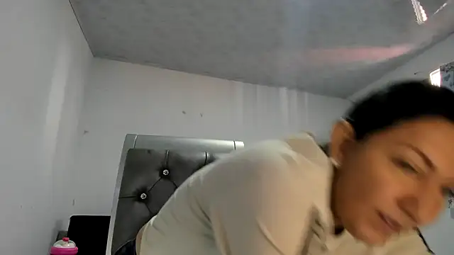 Angelblue  online show from 13, 9, 2025