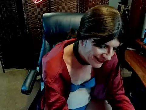 Snapshot of CharlotteAshton chatting on 3, 7, 2026 CharlotteAshton online show from 3, 7, 2026