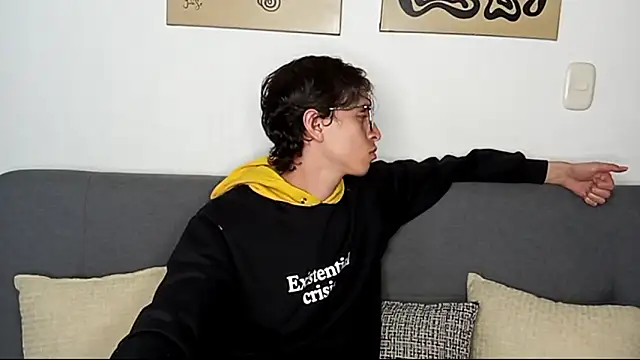 Snapshot of Norehg chatting on 3, 10, 2025 Norehg online show from 3, 10, 2025