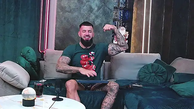 masterkingofmusclee online show from 24, 12, 2024