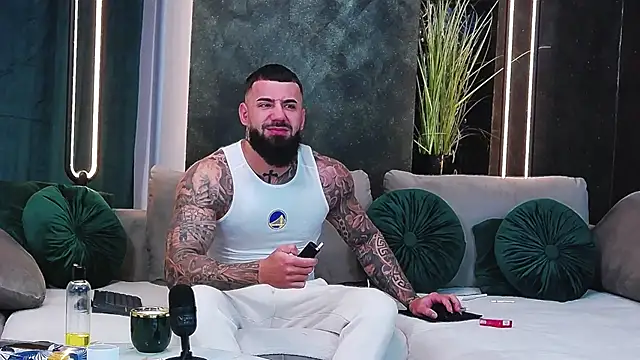 masterkingofmusclee online show from 22, 1, 2025