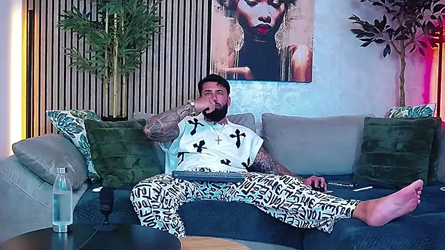 masterkingofmusclee online show from 28, 5, 2026
