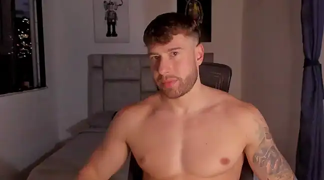 Snapshot of paul_rogerr chatting on 20, 2, 2025 paul rogerr online show from 20, 2, 2025