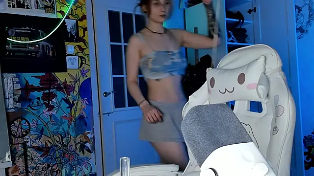 Sunny Mouse  online show from 27, 2, 2025