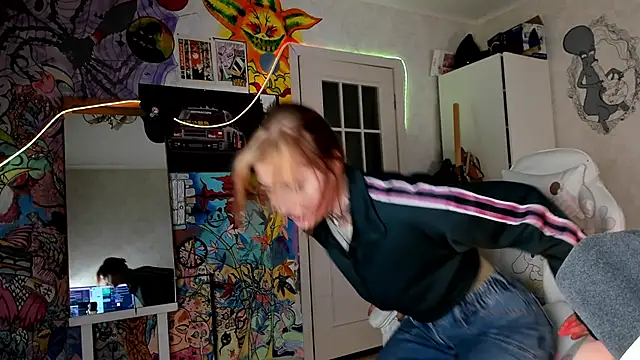 Sunny Mouse  online show from 13, 3, 2025