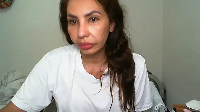 Snapshot of salome__milf chatting on 5, 2, 2026 salome milf online show from 5, 2, 2026