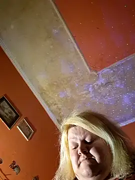 Snapshot of ducicsajsziii chatting on 18, 2, 2025 ducicsajsziii online show from 18, 2, 2025