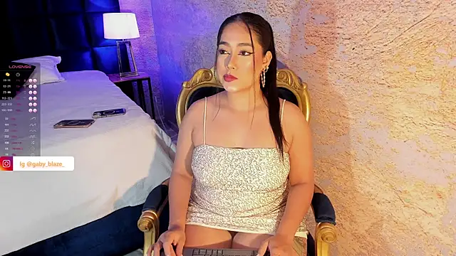 Gaby Blaze online show from 3, 2, 2025