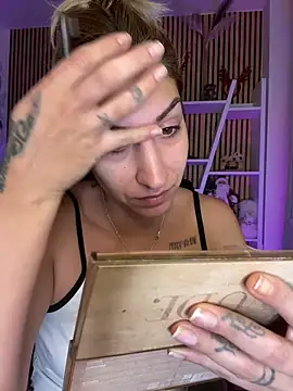 sofiah  online show from 7, 1, 2026