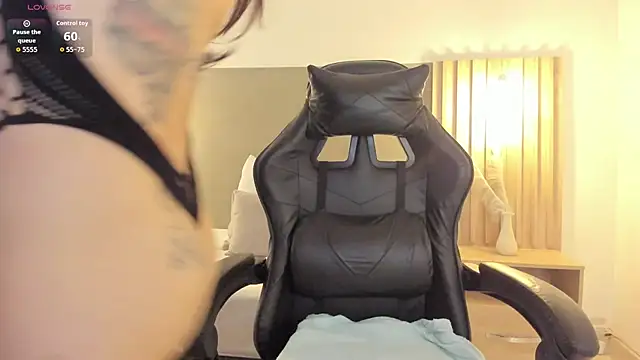 dark gotica online show from 15, 11, 2025