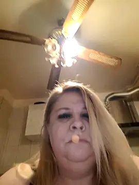 AriannaMilf online show from 13, 12, 2025