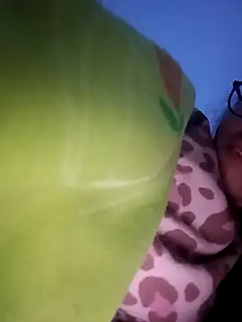 bruna safadinhaa online show from 7, 3, 2026