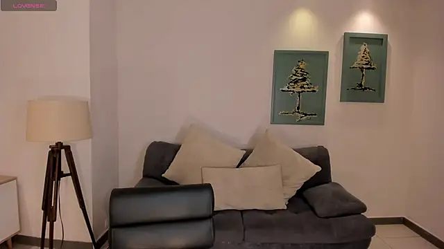 AlessiaCorleone  online show from 25, 10, 2025