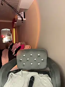 alexababy online show from 24, 4, 2026