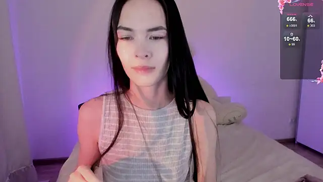 Snapshot of 666kisses chatting on 19, 12, 2024 666kisses online show from 19, 12, 2024