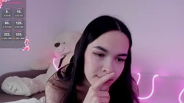 Snapshot of 666kisses chatting on 9, 3, 2025 666kisses online show from 9, 3, 2025