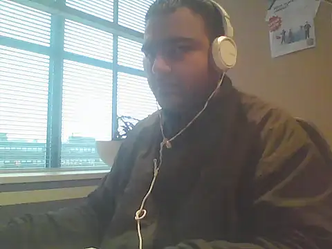 Snapshot of JohnBond009 chatting on 23, 1, 2025 JohnBond009 online show from 23, 1, 2025