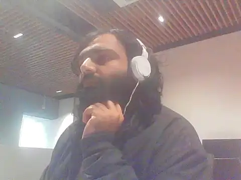 Snapshot of JohnBond009 chatting on 20, 3, 2026 JohnBond009 online show from 20, 3, 2026