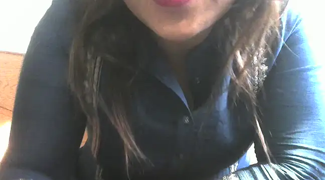 Snapshot of shekira99 chatting on 9, 2, 2025 shekira99 online show from 9, 2, 2025