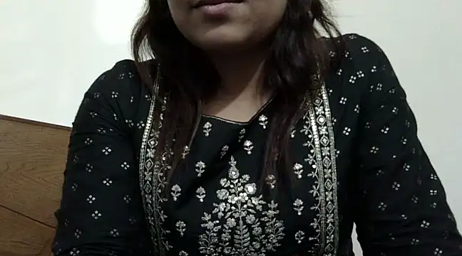 Snapshot of shekira99 chatting on 8, 3, 2025 shekira99 online show from 8, 3, 2025