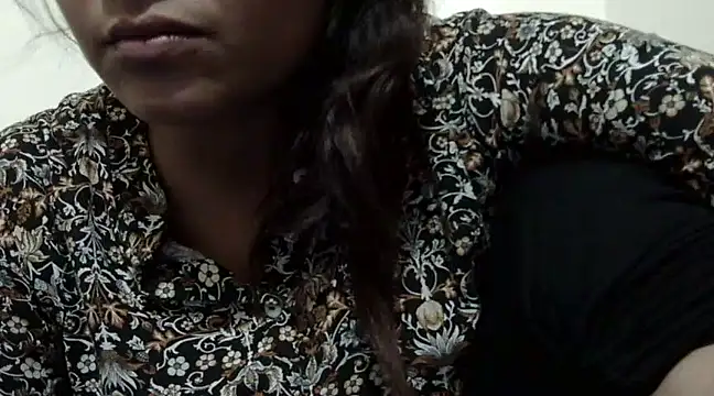 Snapshot of shekira99 chatting on 12, 3, 2025 shekira99 online show from 12, 3, 2025