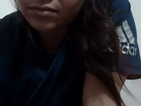 Snapshot of shekira99 chatting on 16, 9, 2025 shekira99 online show from 16, 9, 2025