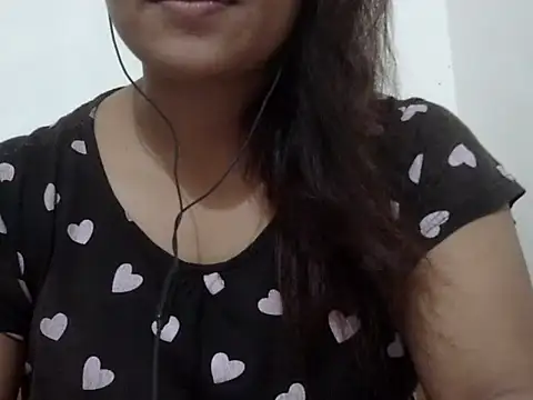 Snapshot of shekira99 chatting on 19, 10, 2025 shekira99 online show from 19, 10, 2025