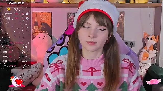 Snapshot of AliceLanley chatting on 24, 12, 2024 AliceLanley online show from 24, 12, 2024