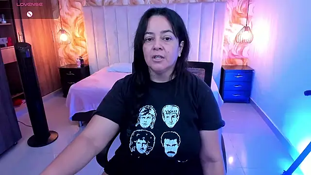 lucia vonne  online show from 23, 5, 2026