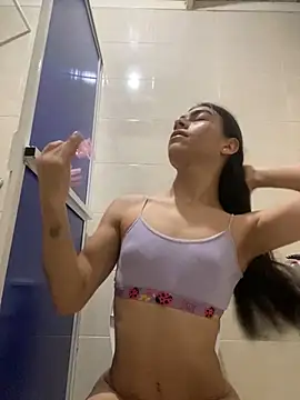 Snapshot of valendoll chatting on 10, 2, 2025 valendoll online show from 10, 2, 2025