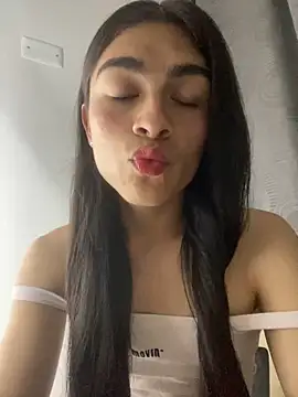 Snapshot of valendoll chatting on 13, 3, 2025 valendoll online show from 13, 3, 2025