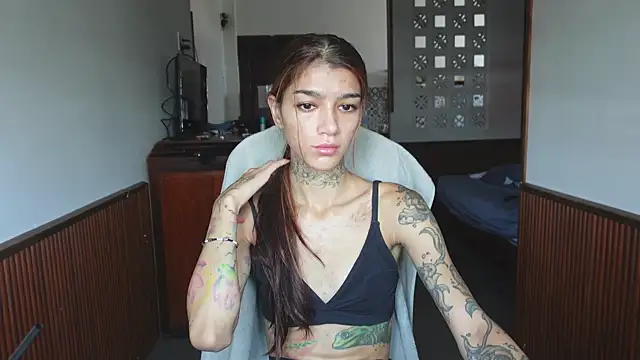 vinkitinkii online show from 4, 4, 2026