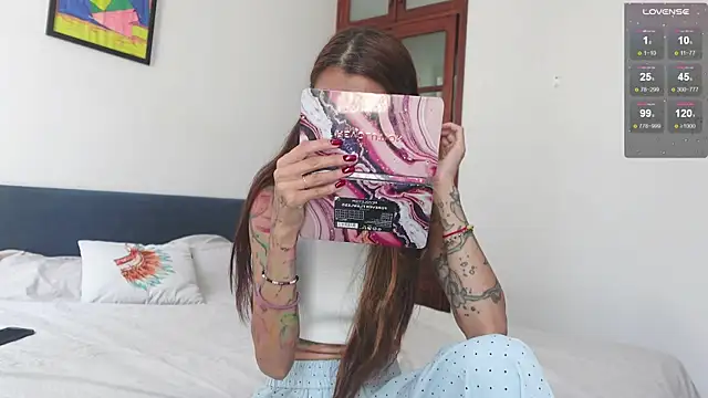 vinkitinkii online show from 17, 4, 2026