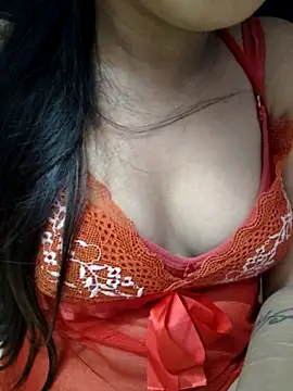 Snapshot of Roshni_98 chatting on 6, 7, 2026 Roshni 98 online show from 6, 7, 2026