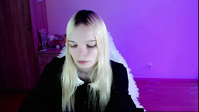 Snapshot of Emily_Nyaffee chatting on 25, 1, 2025 Emily Nyaffee online show from 25, 1, 2025