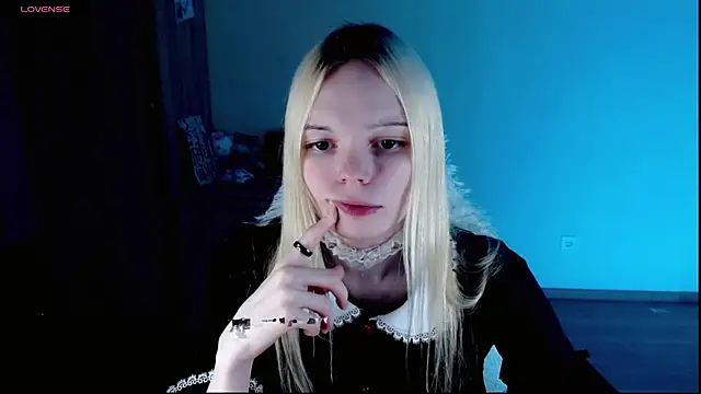 Snapshot of Emily_Nyaffee chatting on 21, 2, 2025 Emily Nyaffee online show from 21, 2, 2025