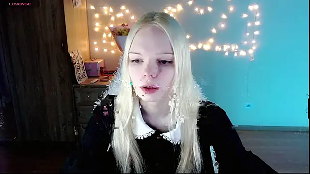 Snapshot of Emily_Nyaffee chatting on 26, 2, 2025 Emily Nyaffee online show from 26, 2, 2025