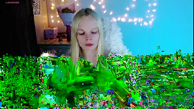 Snapshot of Emily_Nyaffee chatting on 13, 3, 2025 Emily Nyaffee online show from 13, 3, 2025