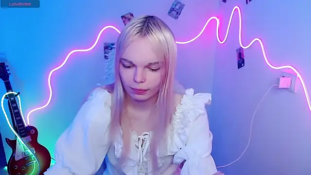 Emily Nyaffee online show from 1, 11, 2025