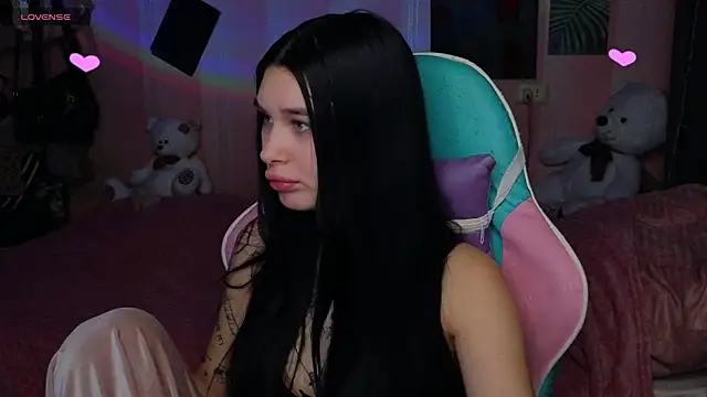 Snapshot of Amanda_Tender chatting on 28, 10, 2025 Amanda Tender online show from 28, 10, 2025