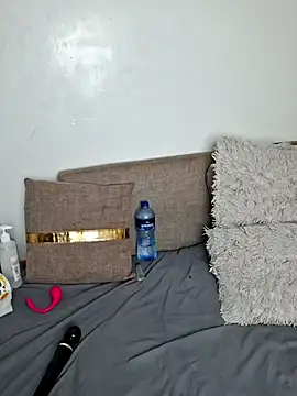hornycreamybabe online show from 26, 6, 2026