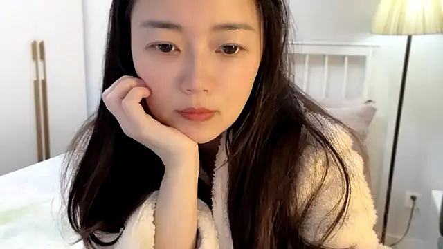 Snapshot of A-xena chatting on 18, 2, 2025 A-xena online show from 18, 2, 2025