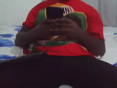 Snapshot of Hornny_Phrase chatting on 14, 5, 2026 Hornny Phrase online show from 14, 5, 2026