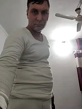 Snapshot of ZIMMY25 chatting on 21, 12, 2025 ZIMMY25 online show from 21, 12, 2025